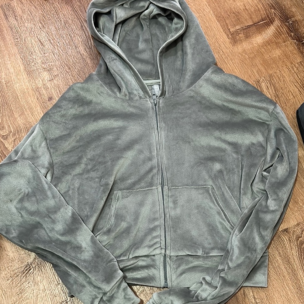 SKIMS velour amethyst hoodie
